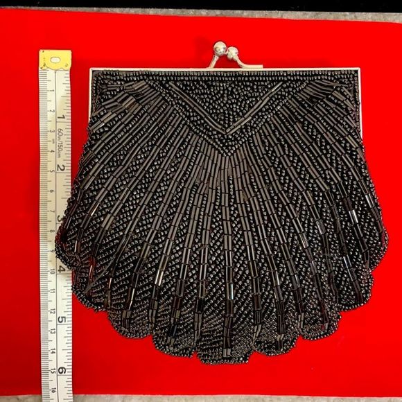 Metaphor clutch purse - Picture 3 of 5